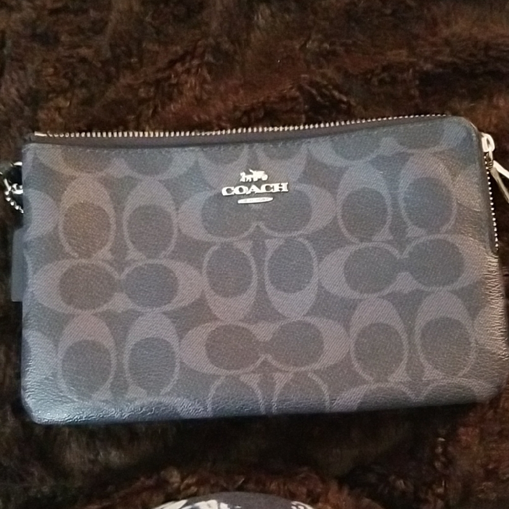 Coach Navy Blue/Gray Signature Wristlet